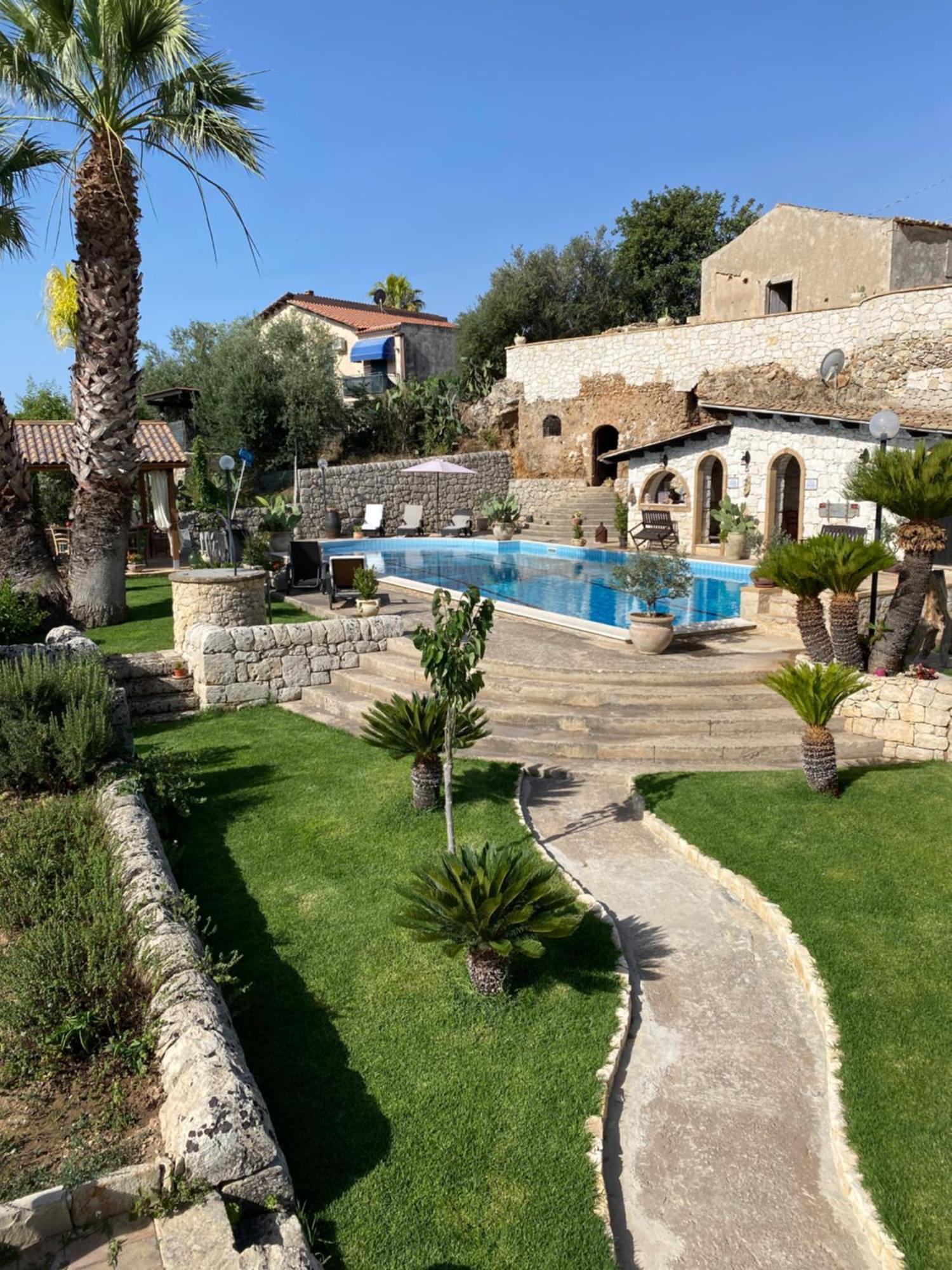 B&B Quattromulini !! Noto Exterior photo